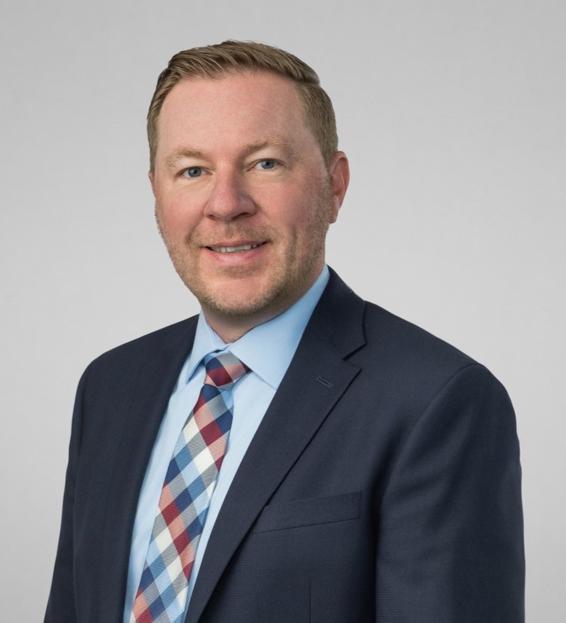 Travis DeLucenay image